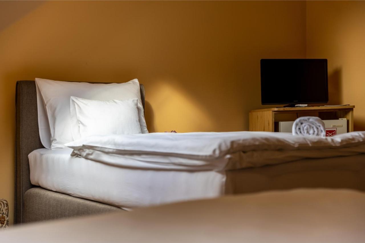 Betli Panzio Hotell Zalaegerszeg Eksteriør bilde