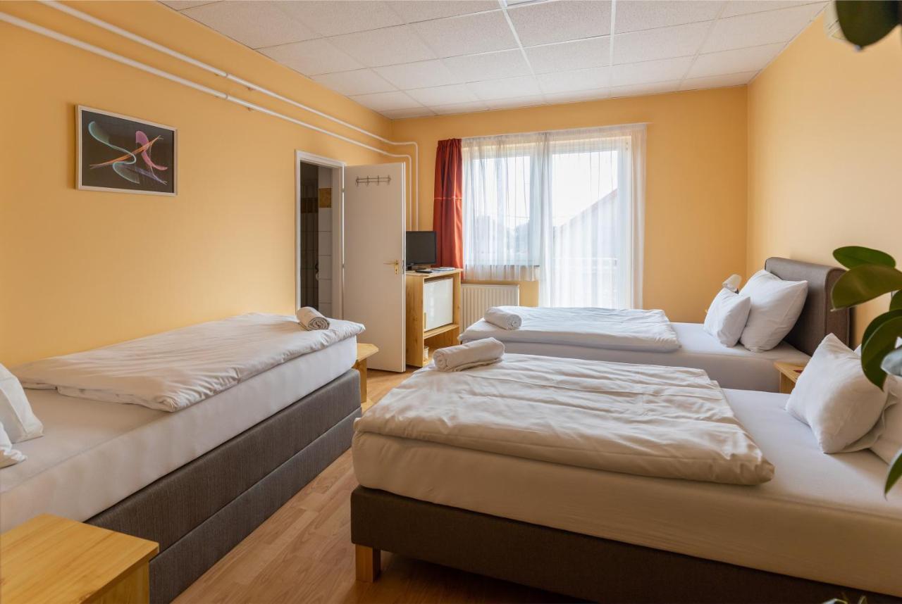 Betli Panzio Hotell Zalaegerszeg Eksteriør bilde
